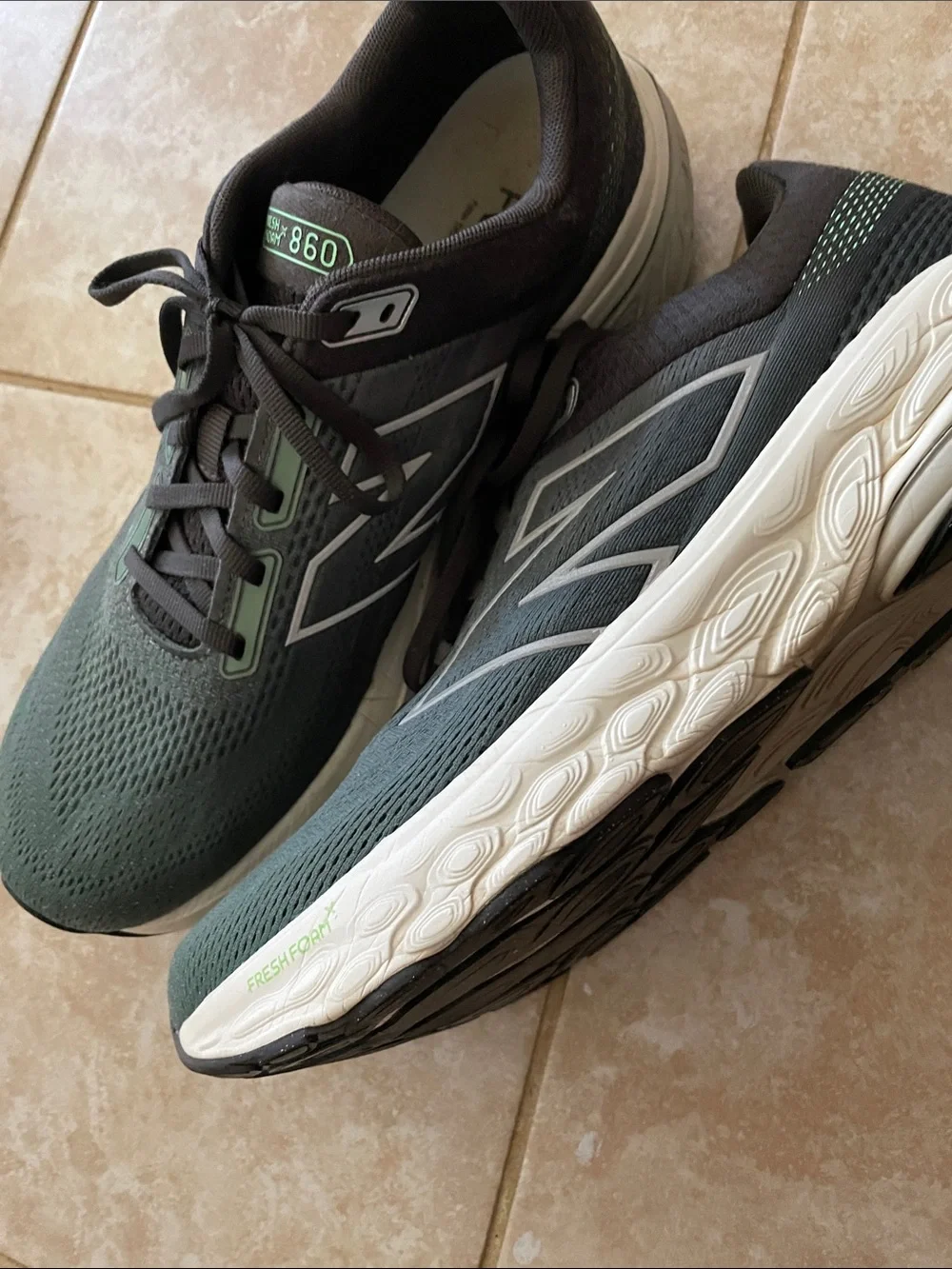 New Balance Men's Athletic Shoes - Dark Green and Black